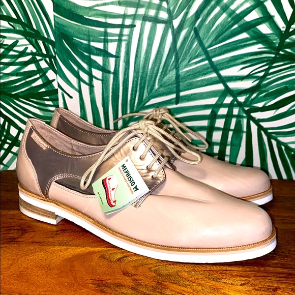 Mephisto Shoes - Mephisto Coleta Mary Janes Taupe Silver Lightweight Shoes Women’s 9